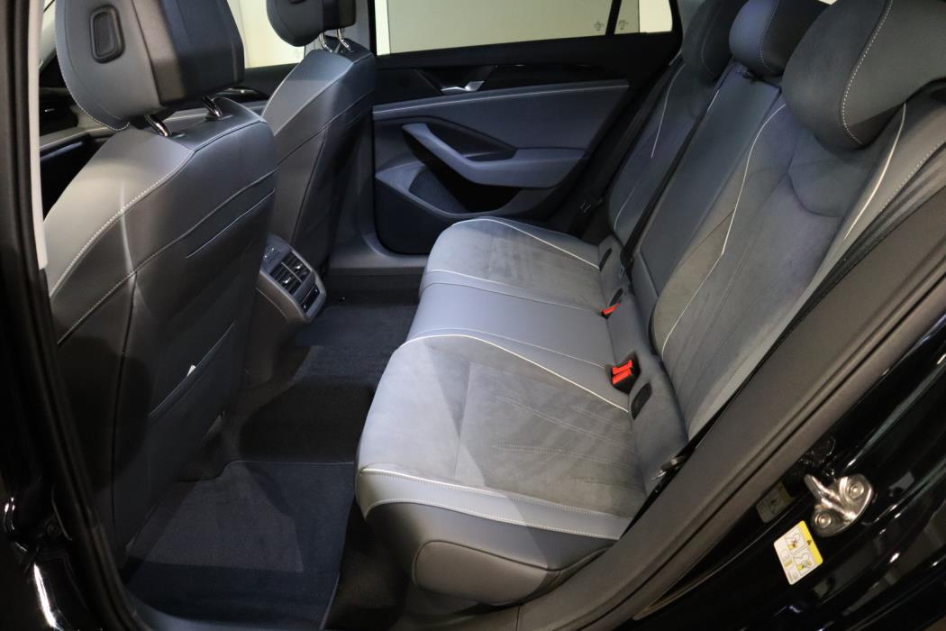 Volkswagen Passat 2024