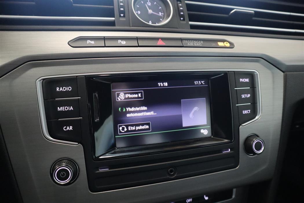 VOLKSWAGEN Passat 2016