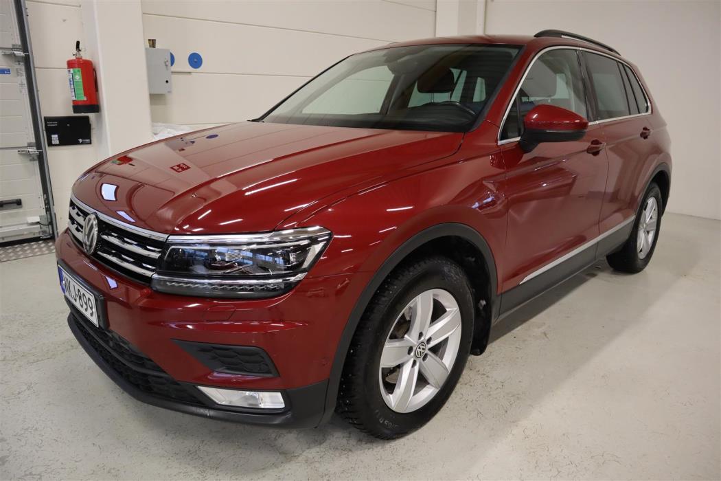 VOLKSWAGEN Tiguan 2016