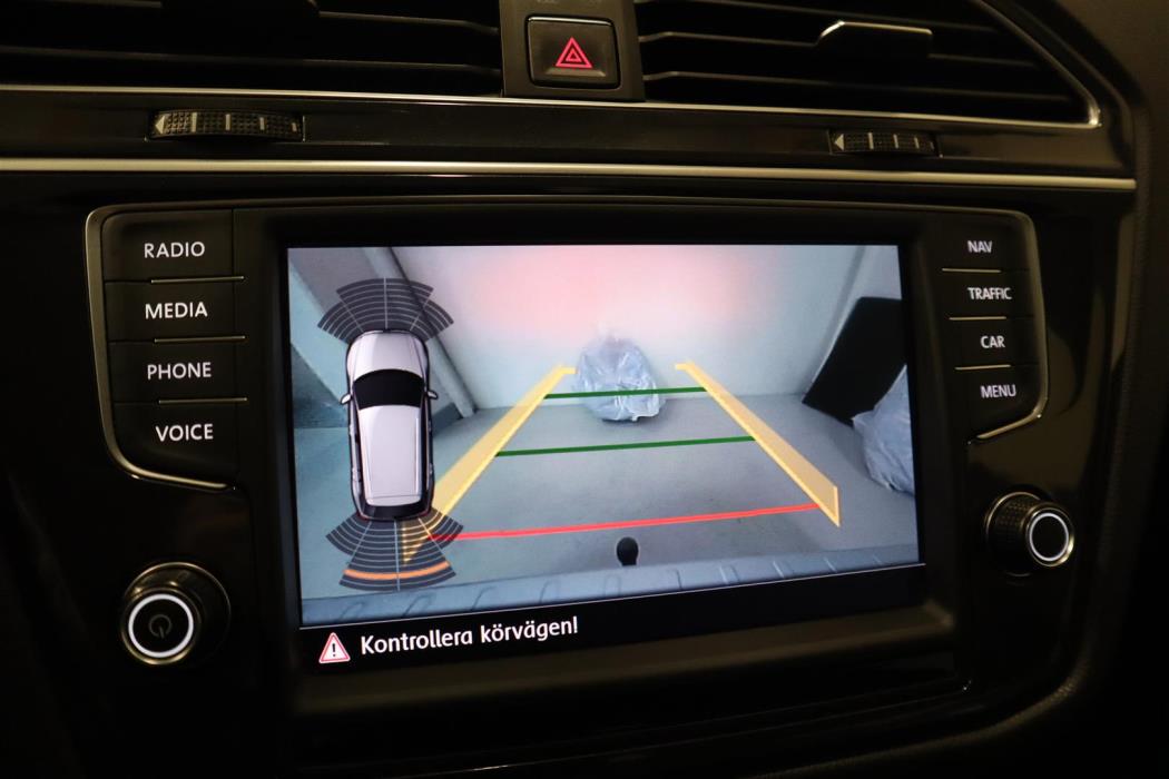 VOLKSWAGEN Tiguan 2016