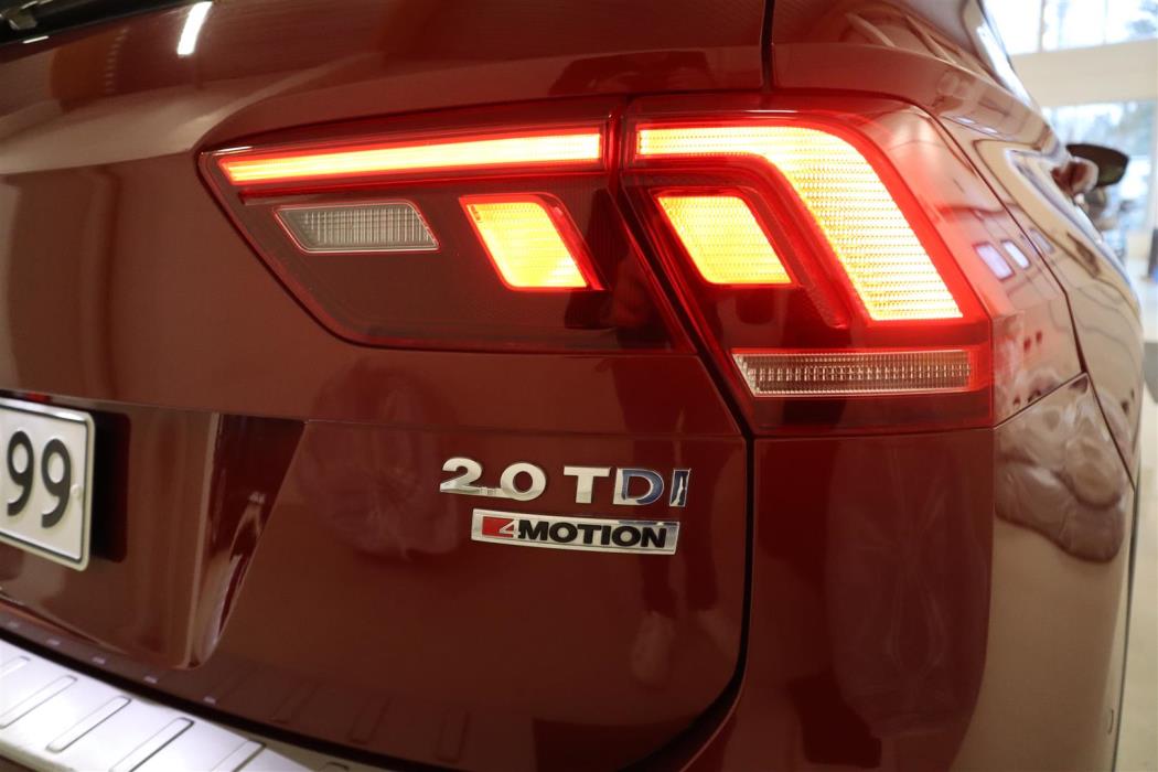 VOLKSWAGEN Tiguan 2016