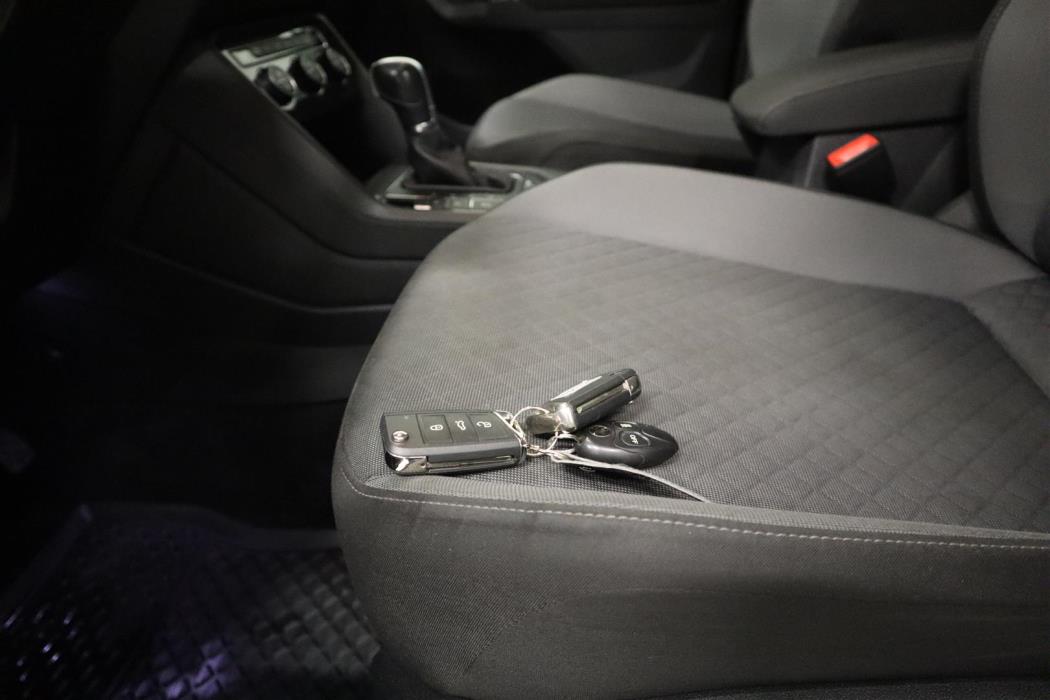 VOLKSWAGEN Tiguan 2016