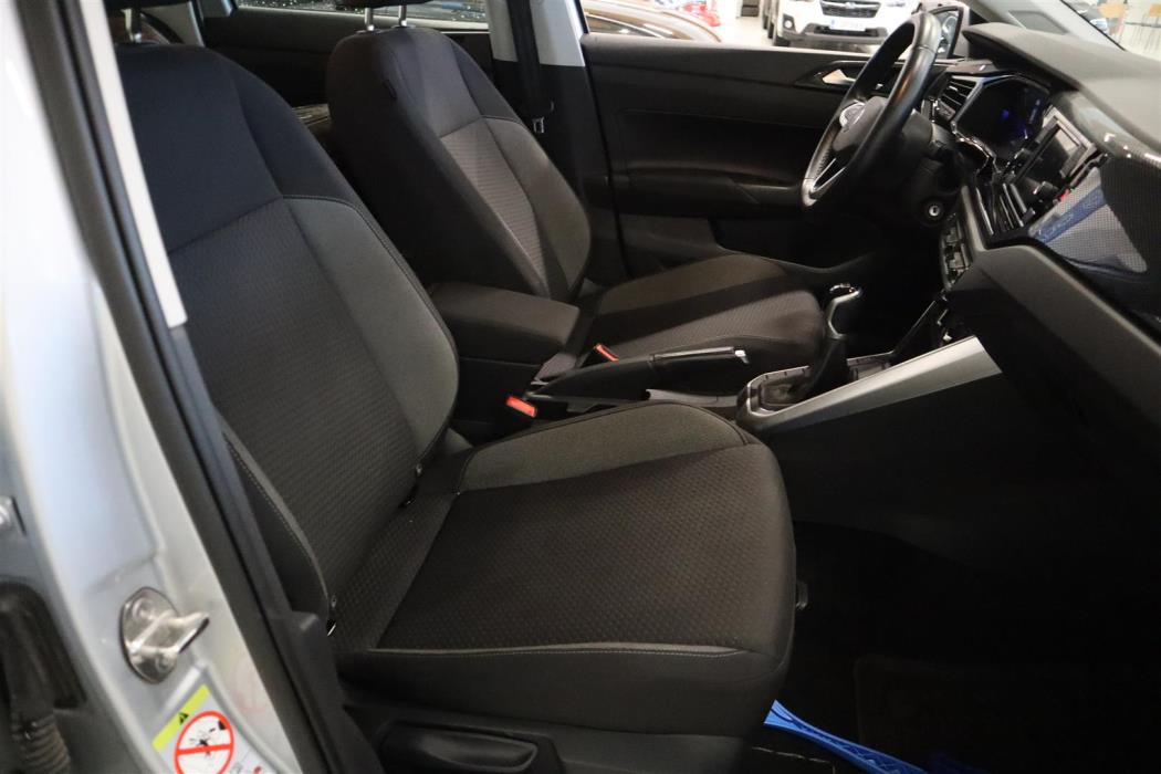 VOLKSWAGEN Polo 2023