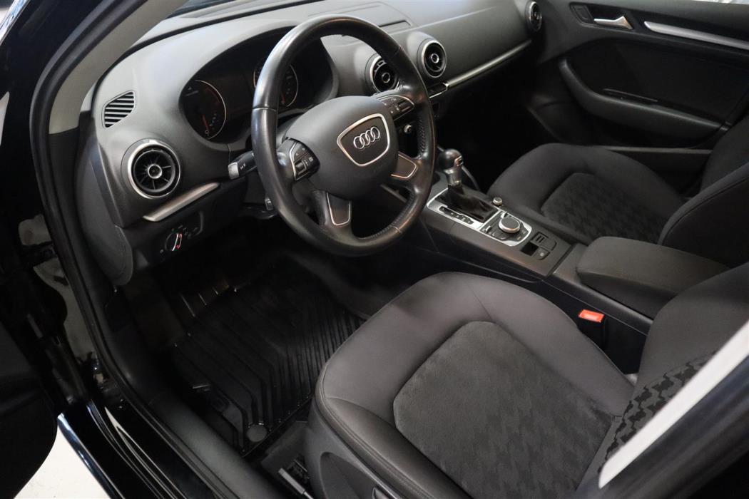 AUDI A3 2014