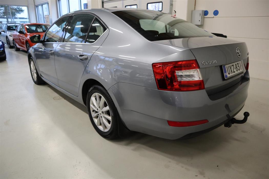 SKODA Octavia 2013