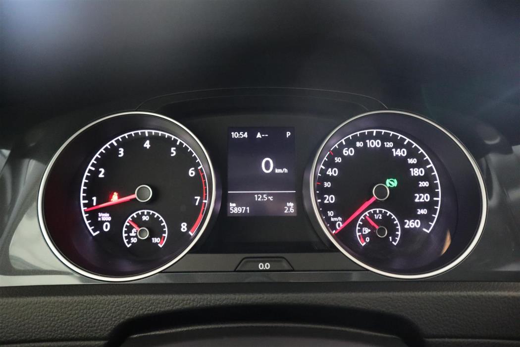 VOLKSWAGEN Golf 2017