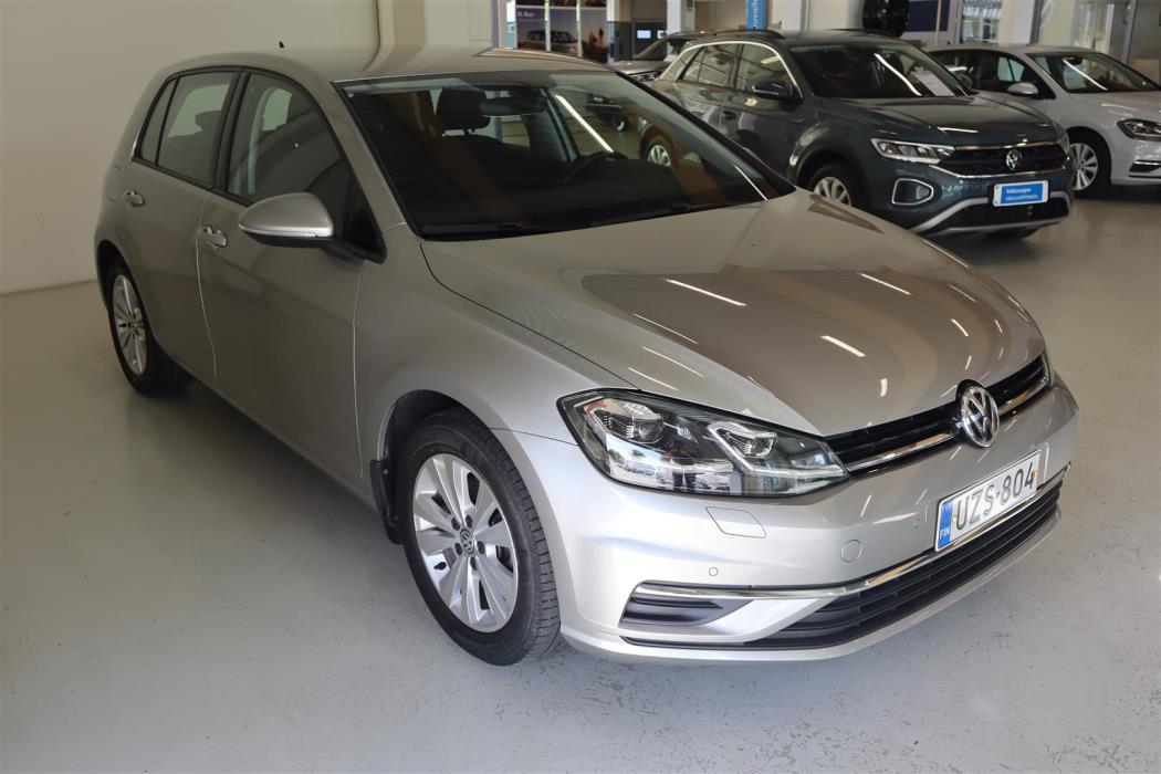 VOLKSWAGEN Golf 2017