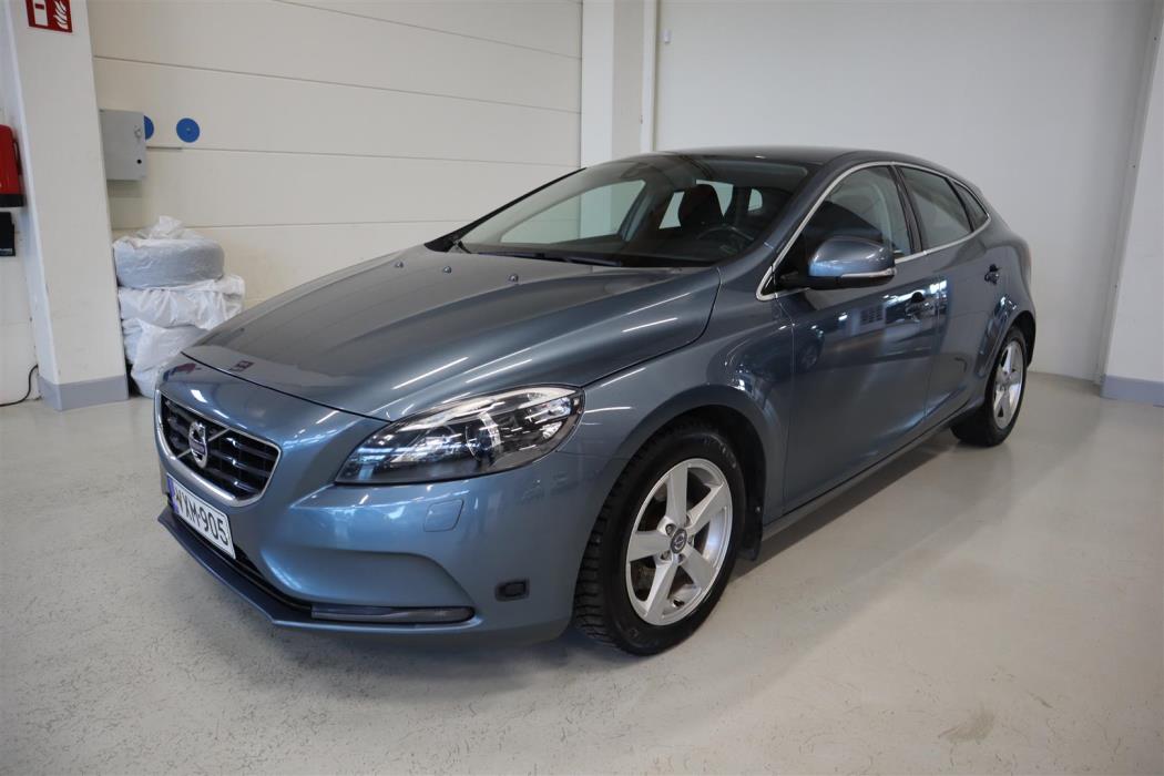 VOLVO V40 2014