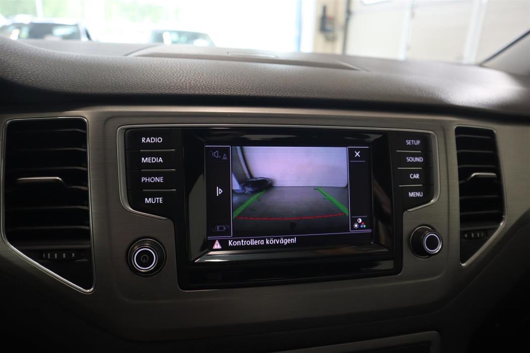 VOLKSWAGEN Golf Sportsvan 2015
