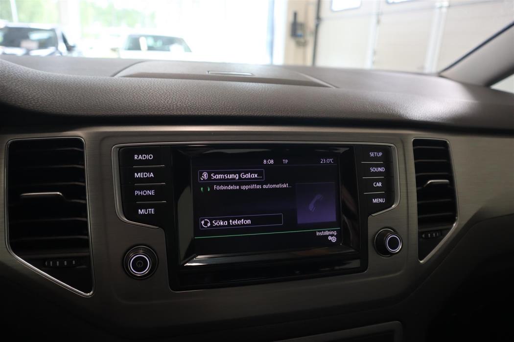 VOLKSWAGEN Golf Sportsvan 2015