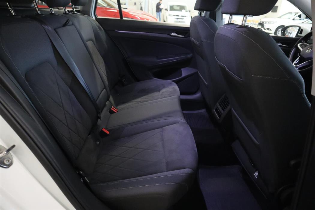 VOLKSWAGEN Golf 2022