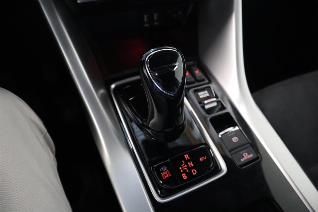 MITSUBISHI Eclipse Cross 2022