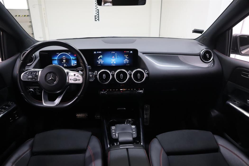 MERCEDES-BENZ B 2021