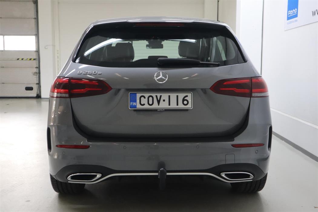 MERCEDES-BENZ B 2021