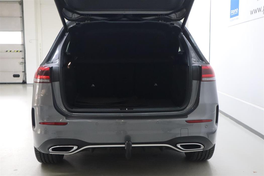 MERCEDES-BENZ B 2021