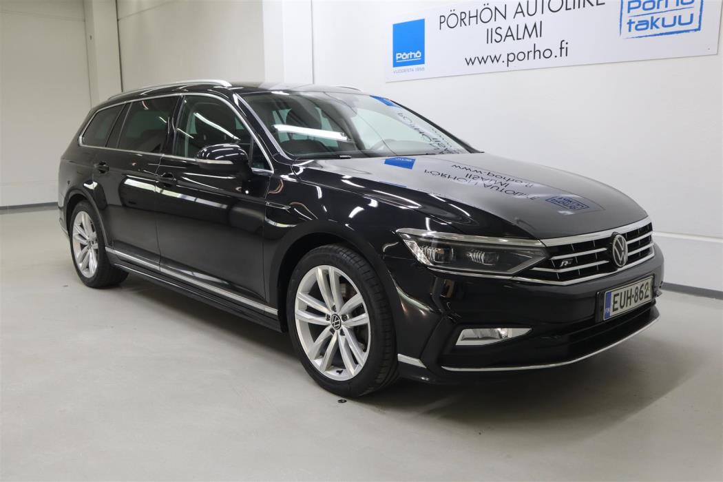 VOLKSWAGEN Passat 2022