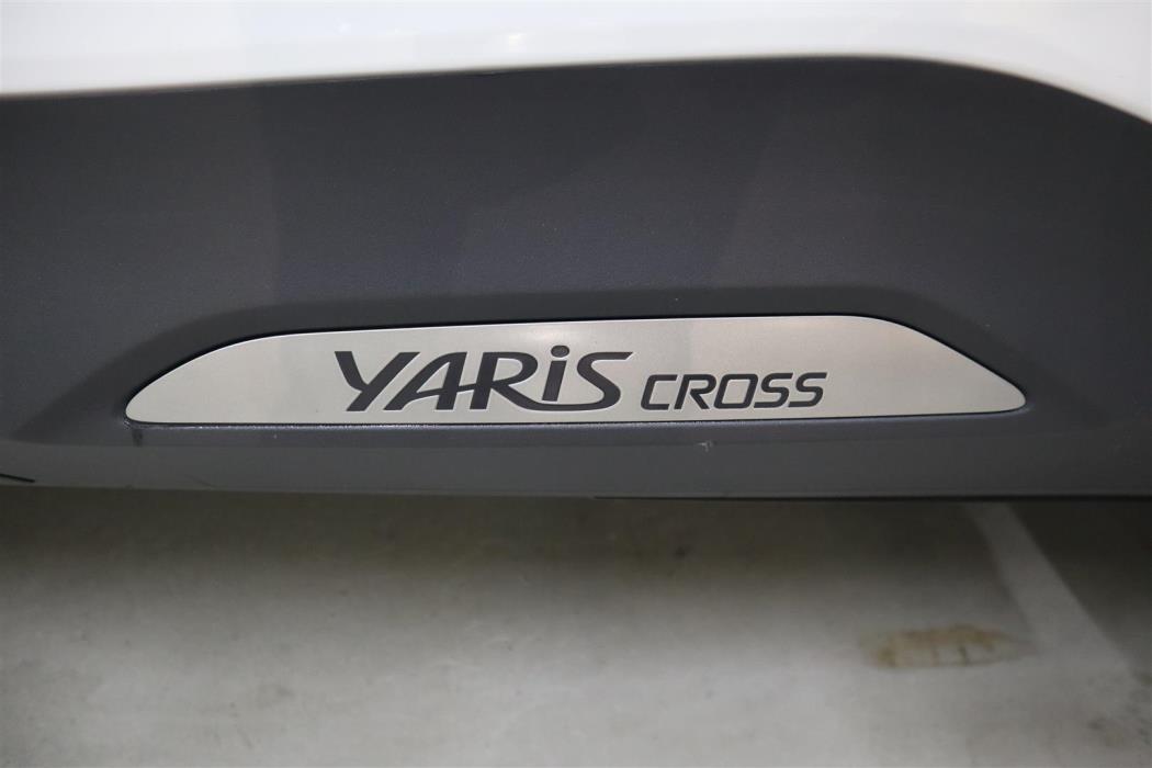 TOYOTA Yaris Cross 2023