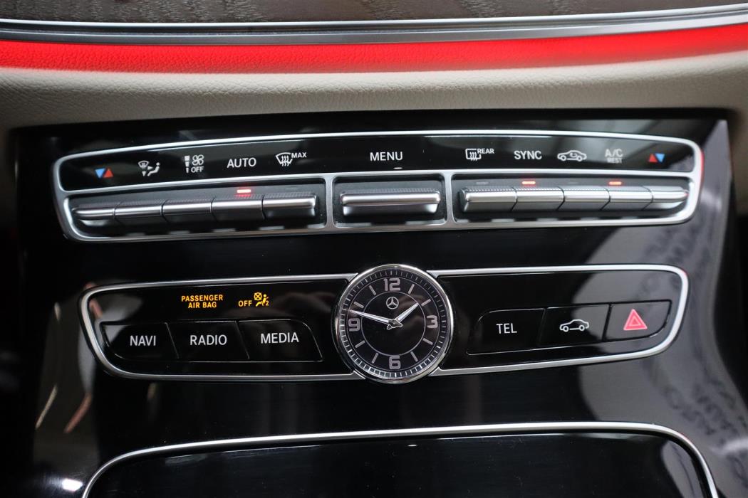 MERCEDES-BENZ E 2017