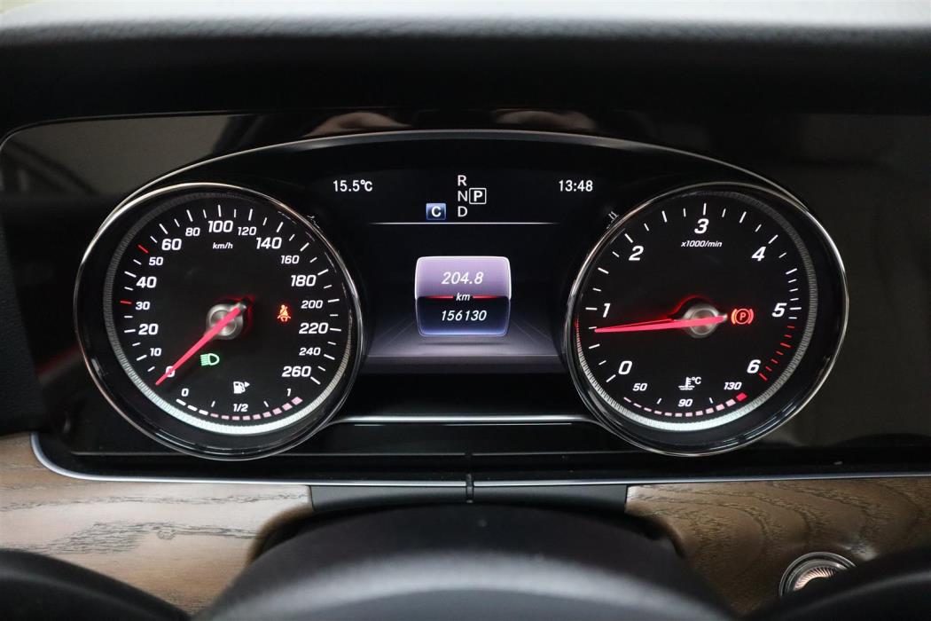 MERCEDES-BENZ E 2017