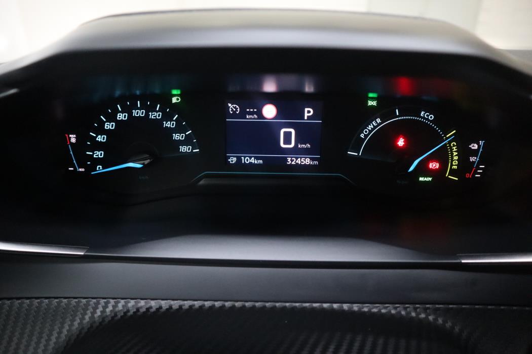 Peugeot e-2008 2023