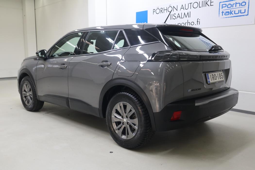 Peugeot e-2008 2023