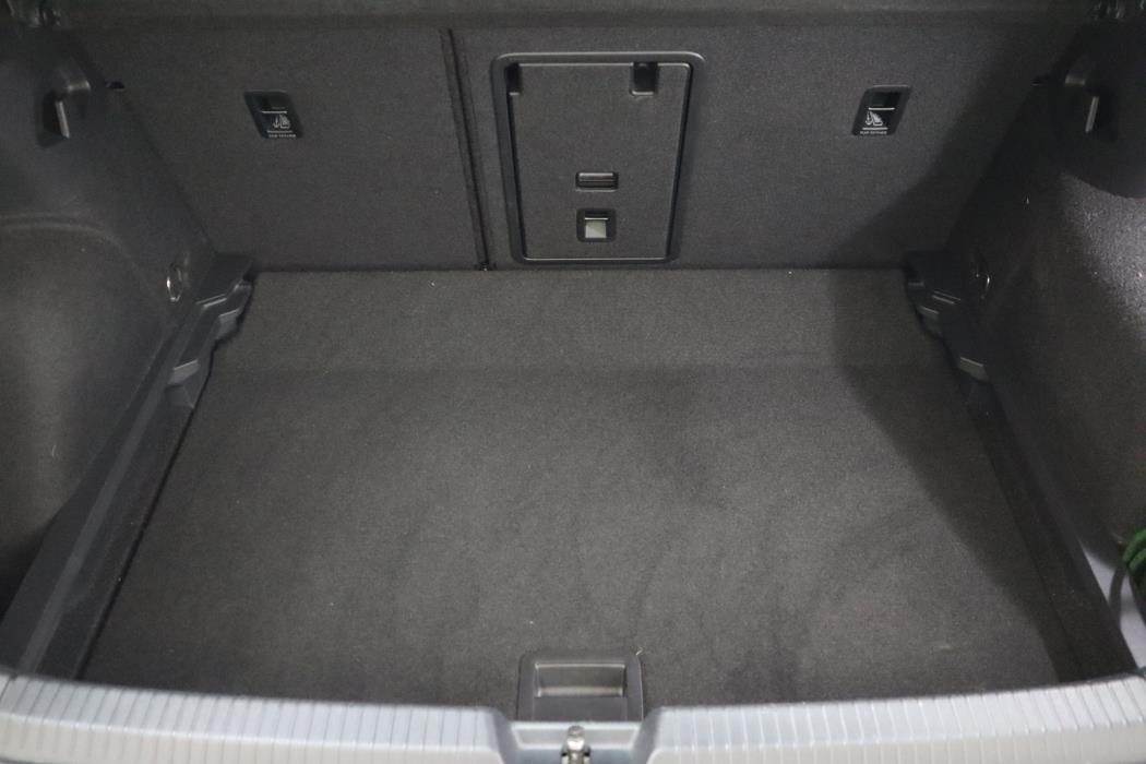 Volkswagen Golf 2020