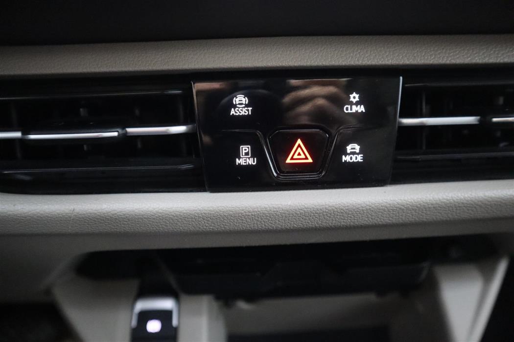 VOLKSWAGEN Multivan 2022