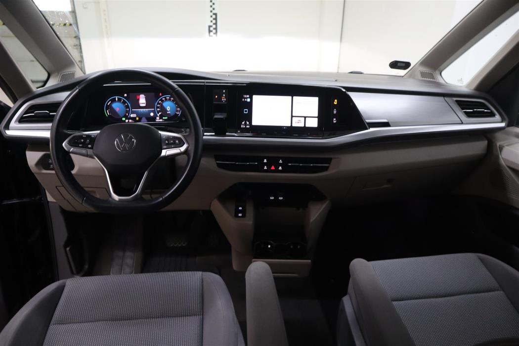 VOLKSWAGEN Multivan 2022