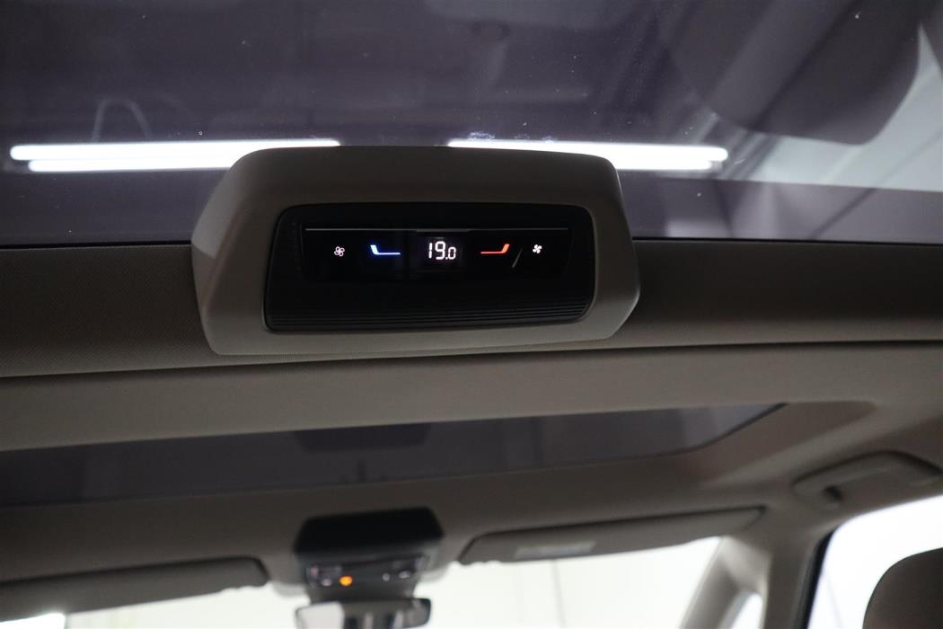 VOLKSWAGEN Multivan 2022