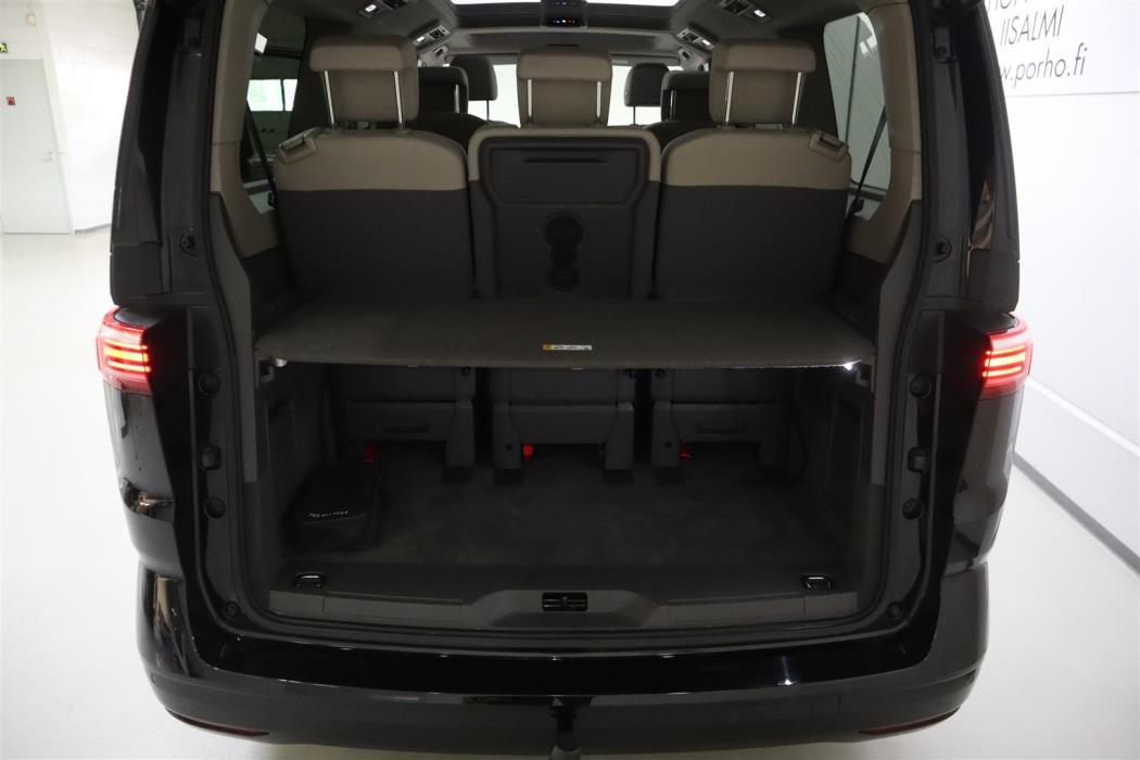 VOLKSWAGEN Multivan 2022