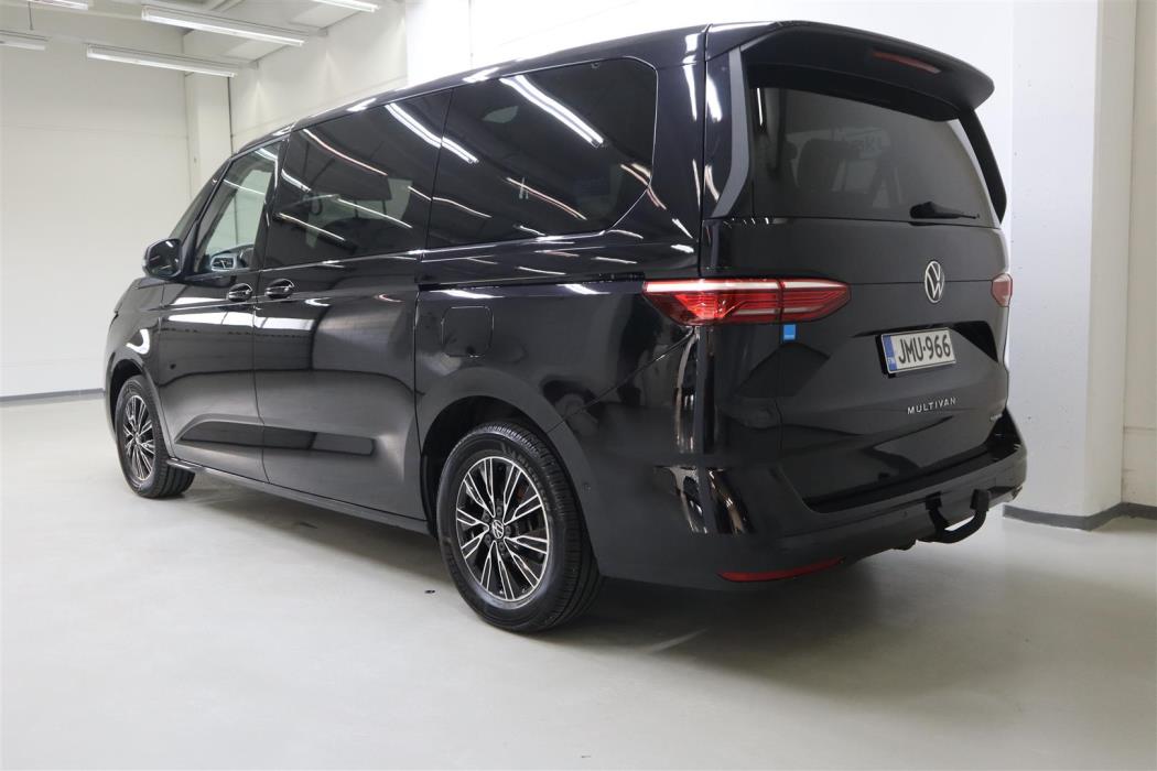 VOLKSWAGEN Multivan 2022