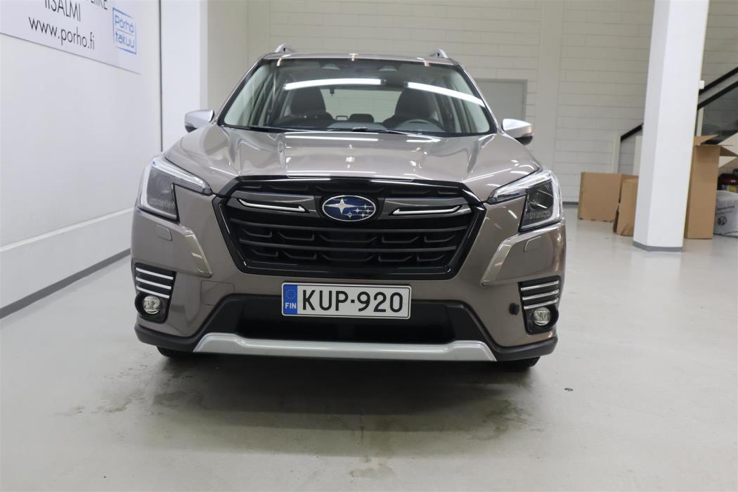 SUBARU Forester 2023