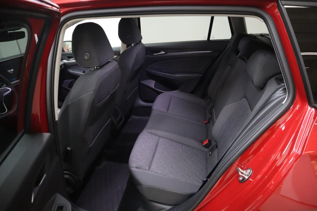 Volkswagen Golf 2025