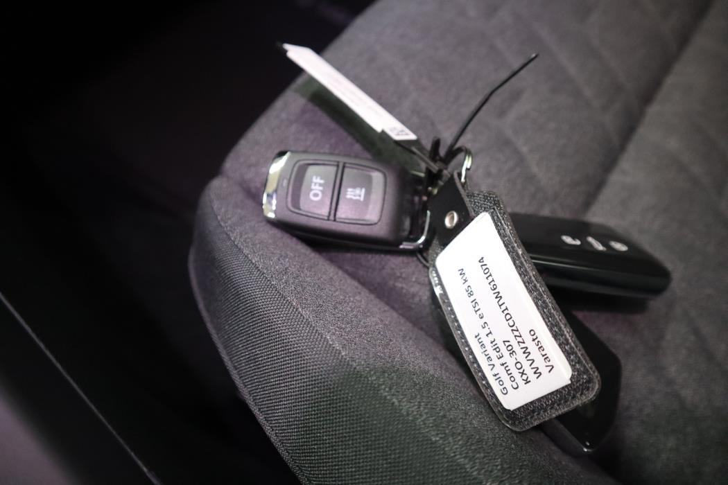 Volkswagen Golf 2025