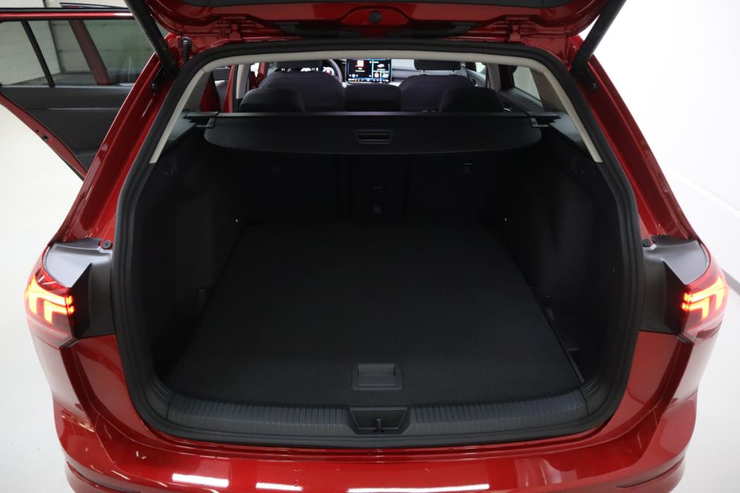 Volkswagen Golf 2025