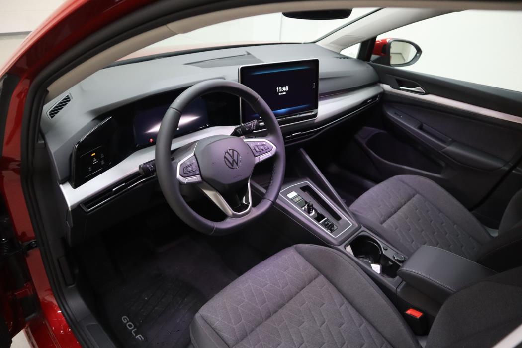 Volkswagen Golf 2025