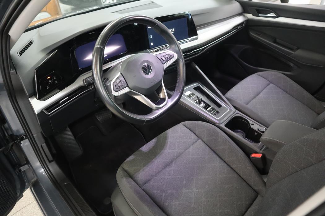 VOLKSWAGEN Golf 2022