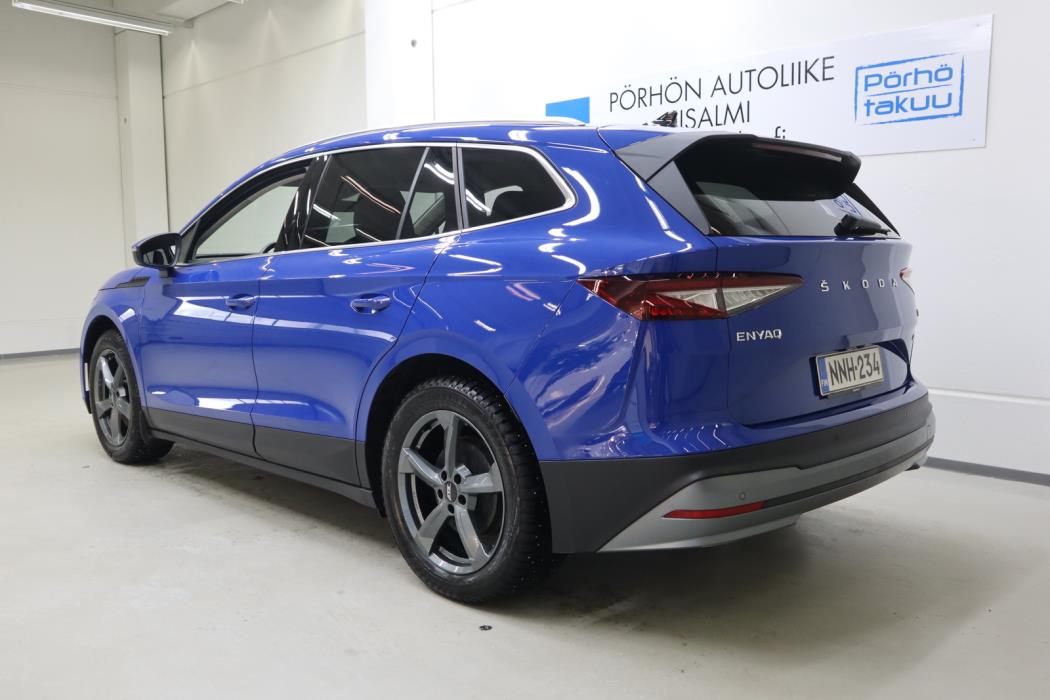 SKODA Enyaq 2023