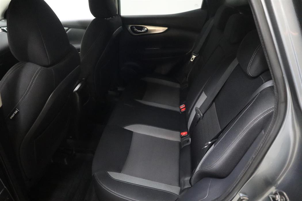 NISSAN Qashqai 2017