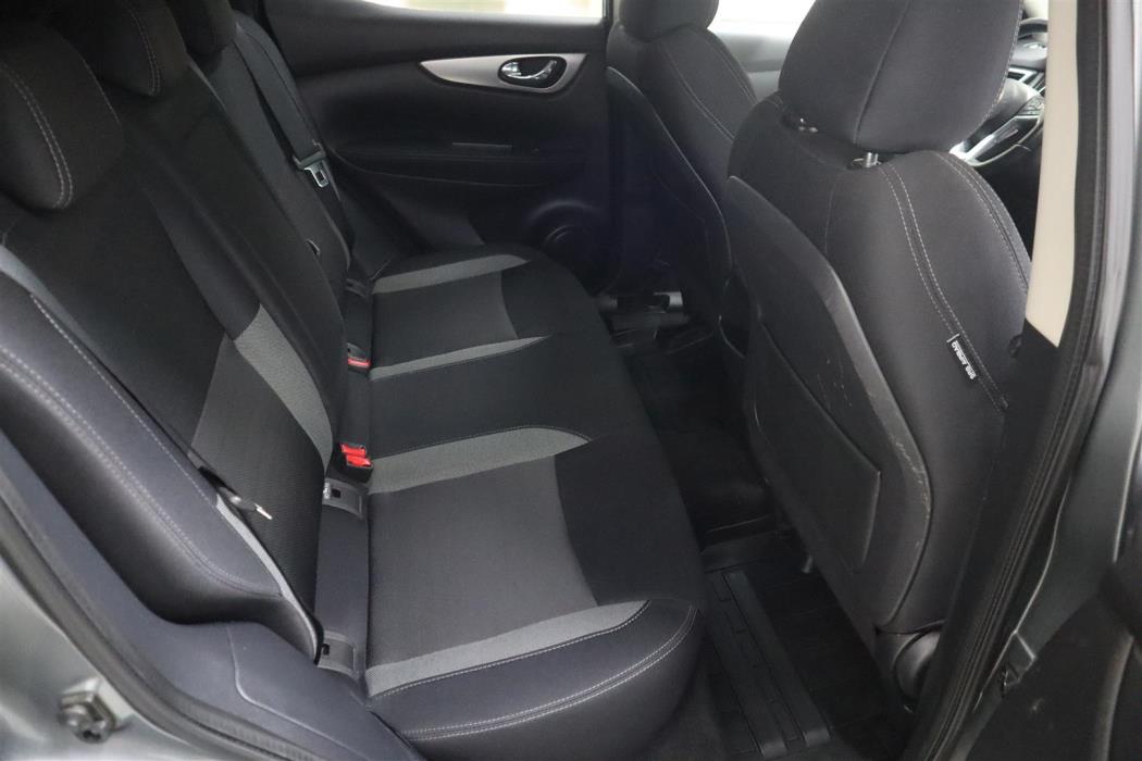 NISSAN Qashqai 2017