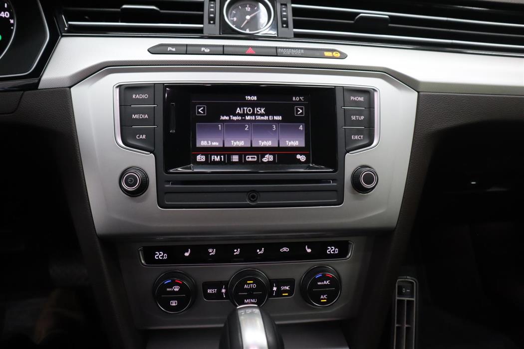 VOLKSWAGEN Passat 2015