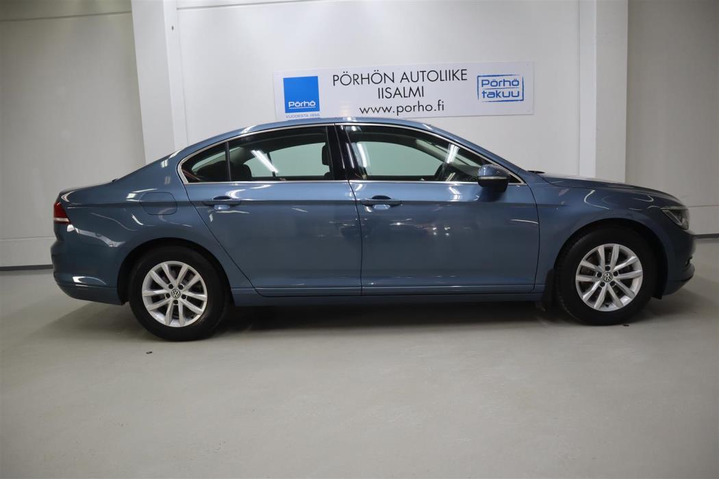 VOLKSWAGEN Passat 2015