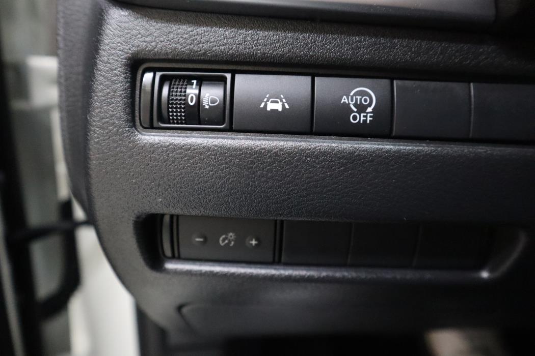NISSAN Qashqai 2023