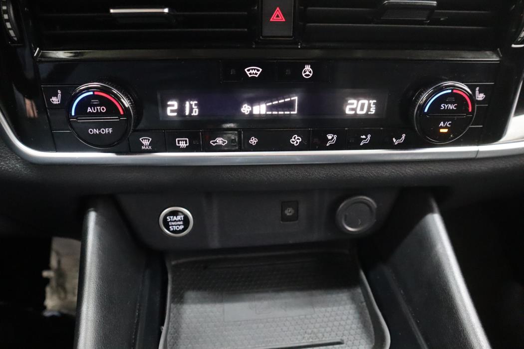 NISSAN Qashqai 2023