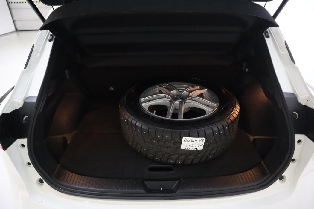 NISSAN Qashqai 2023
