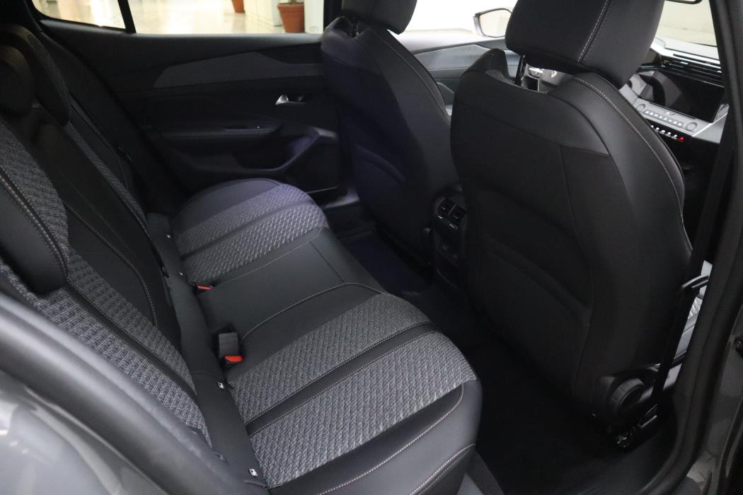 Peugeot 408 2026