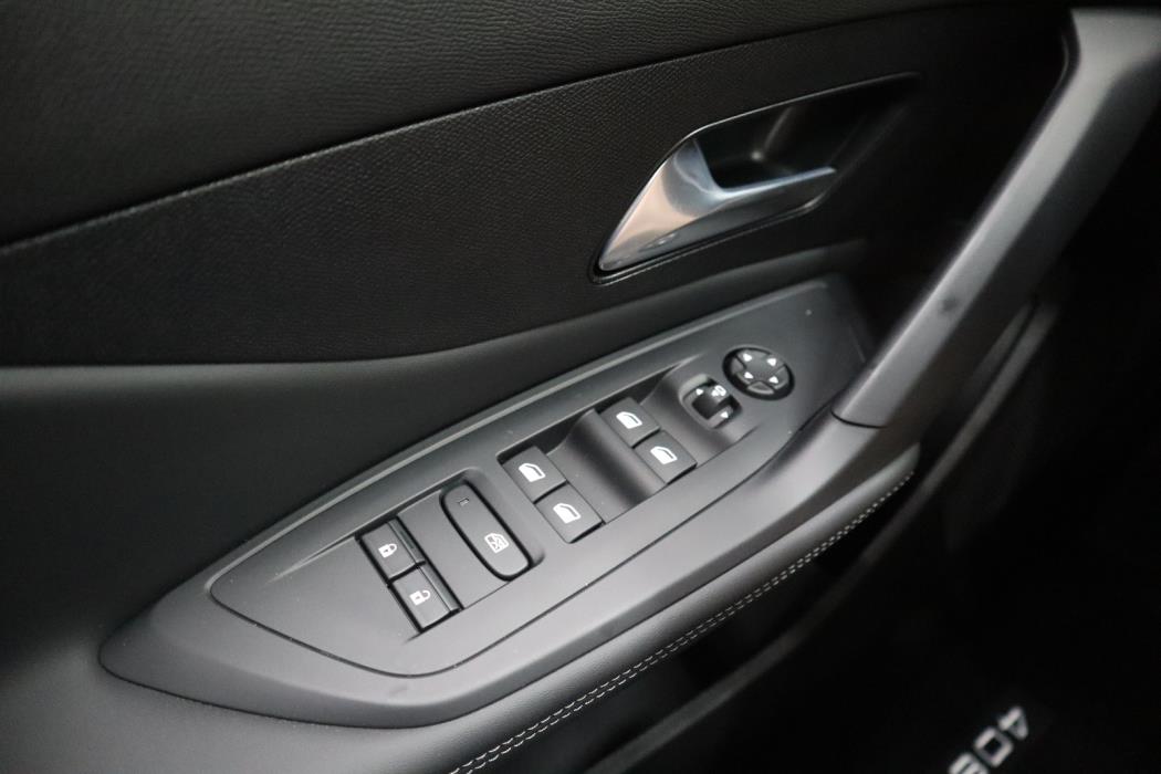 Peugeot 408 2026