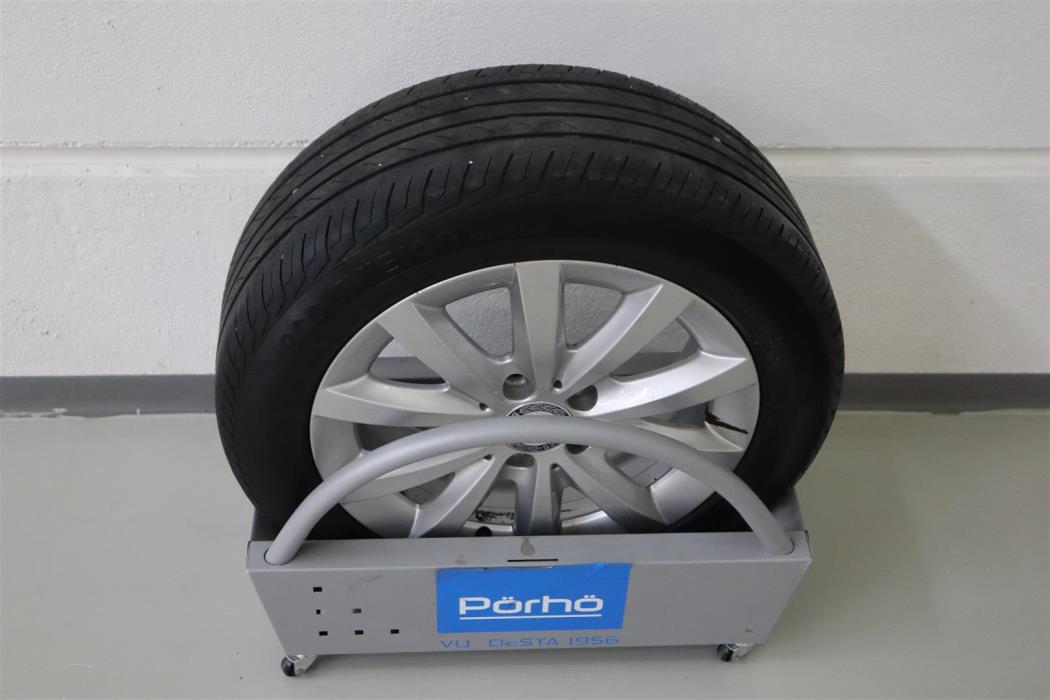 MERCEDES-BENZ A 2013