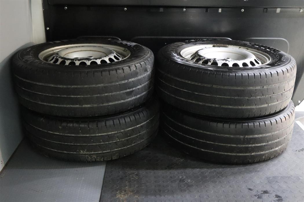 VOLKSWAGEN Transporter 2014