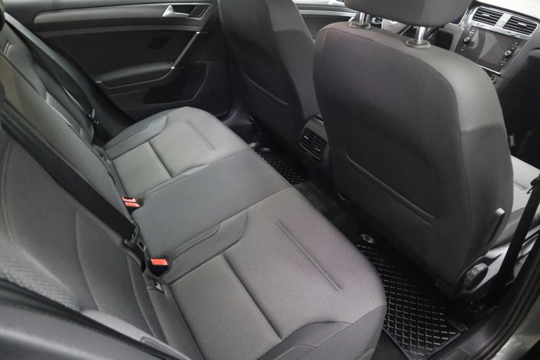 Volkswagen Golf 2020